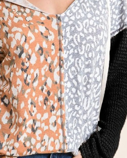 BiBi Popcorn Waffle Knit Hoodie with Print Block Front - Sleekdenim.com