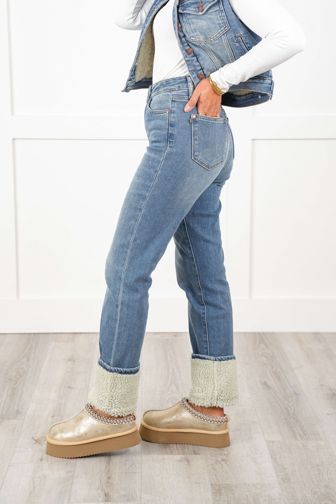 Judy Blue The Aspen High Rise Medium Wash Shearling Cuff Straight Leg Jeans