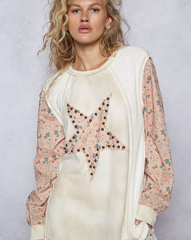 POL Exposed Seam Star Patch Thermal Top with Floral Sleeves - Sleekdenim.com