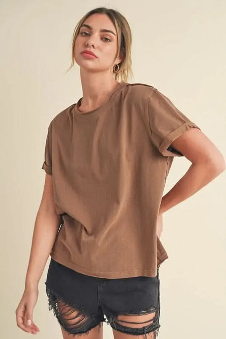 Aemi + Co Exposed Seam Round Neck Short Sleeve T-Shirt - Sleekdenim.com