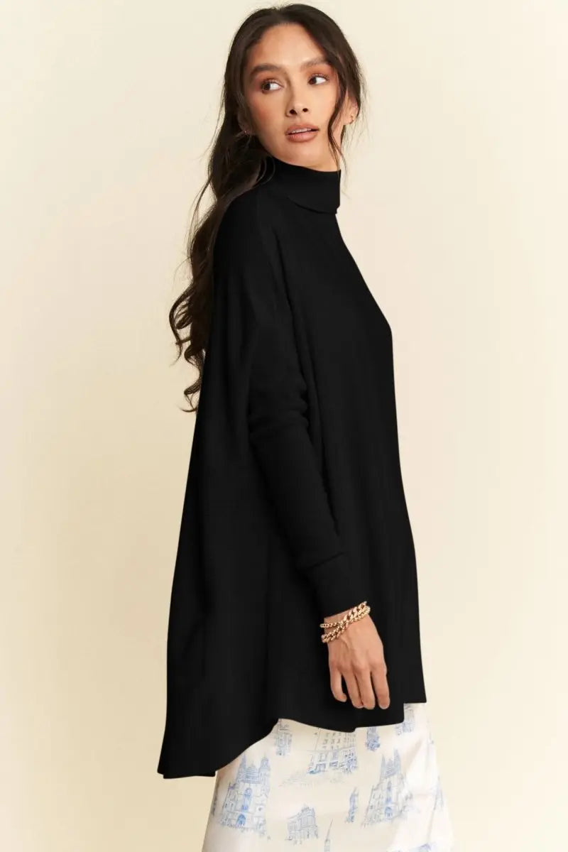 Davi & Dani High - Low Turtleneck Long Sleeve Knit Top - Sleekdenim.com