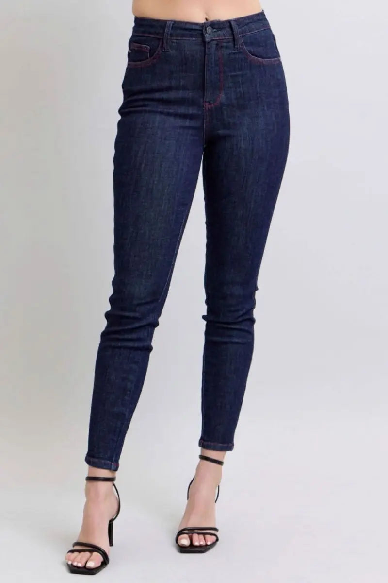 Judy Blue Full Size Heart Shaped Back Pockets Skinny Jeans - Sleekdenim.com