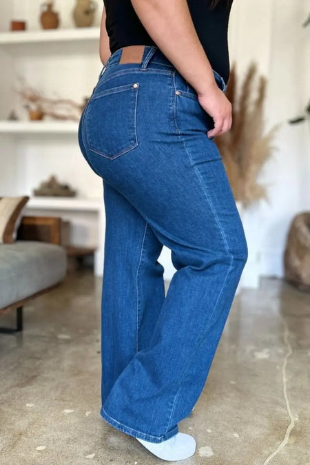 Judy Blue Full Size High Rise Straight Jeans - Sleekdenim.com