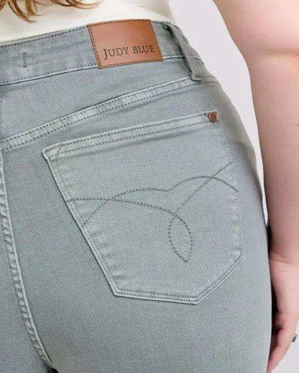 Judy Blue Hw Garment Dyed & Back Pkt Embroidery Shorts 150313 - Sleekdenim.com