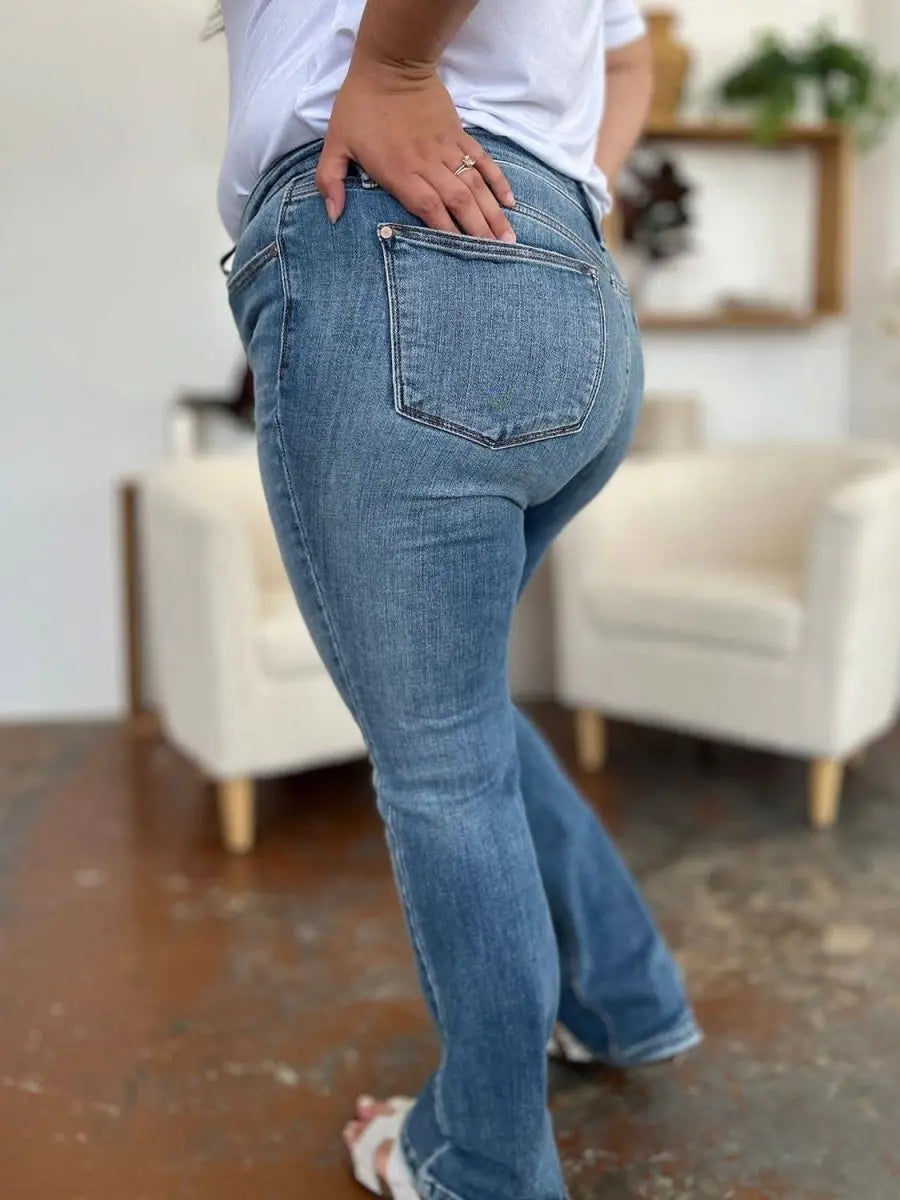 Judy Blue Full Size Mid - Rise Waist Straight Jeans - Sleekdenim.com