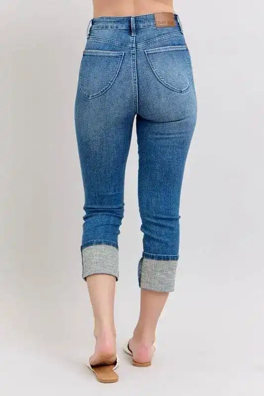 Judy Blue Full Size Skinny Cuff Capris Jeans with Pockets - Sleekdenim.com