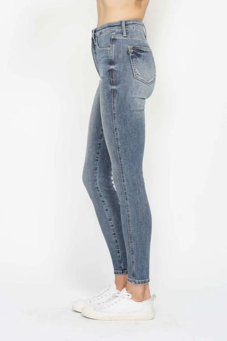 Judy Blue Full Size Tummy Control Contrast Wash Skinny Jeans - Sleekdenim.com