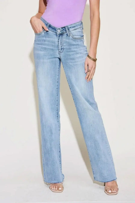 Judy Blue Full Size V Front Waistband Straight Jeans - Sleekdenim.com