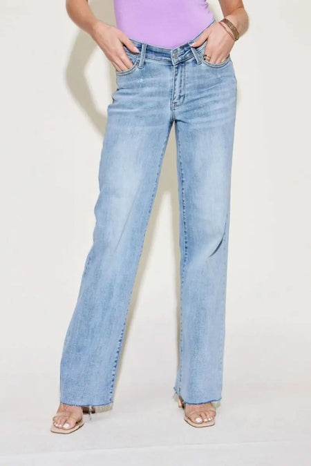 Judy Blue Full Size V Front Waistband Straight Jeans - Sleekdenim.com