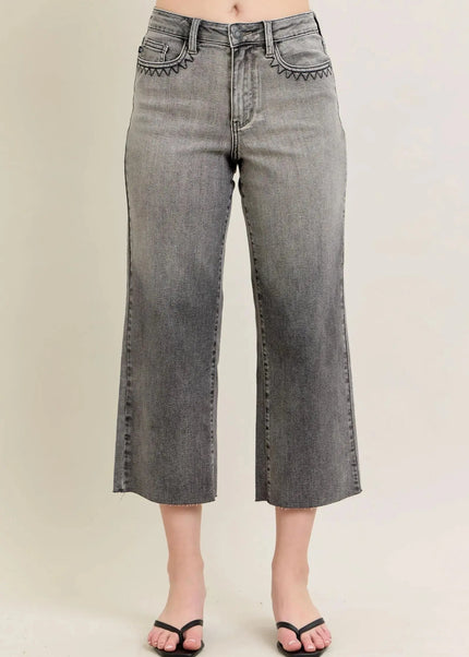 Judy Blue Full Size Wide Leg Capris Jeans Plus Size - Sleekdenim.com