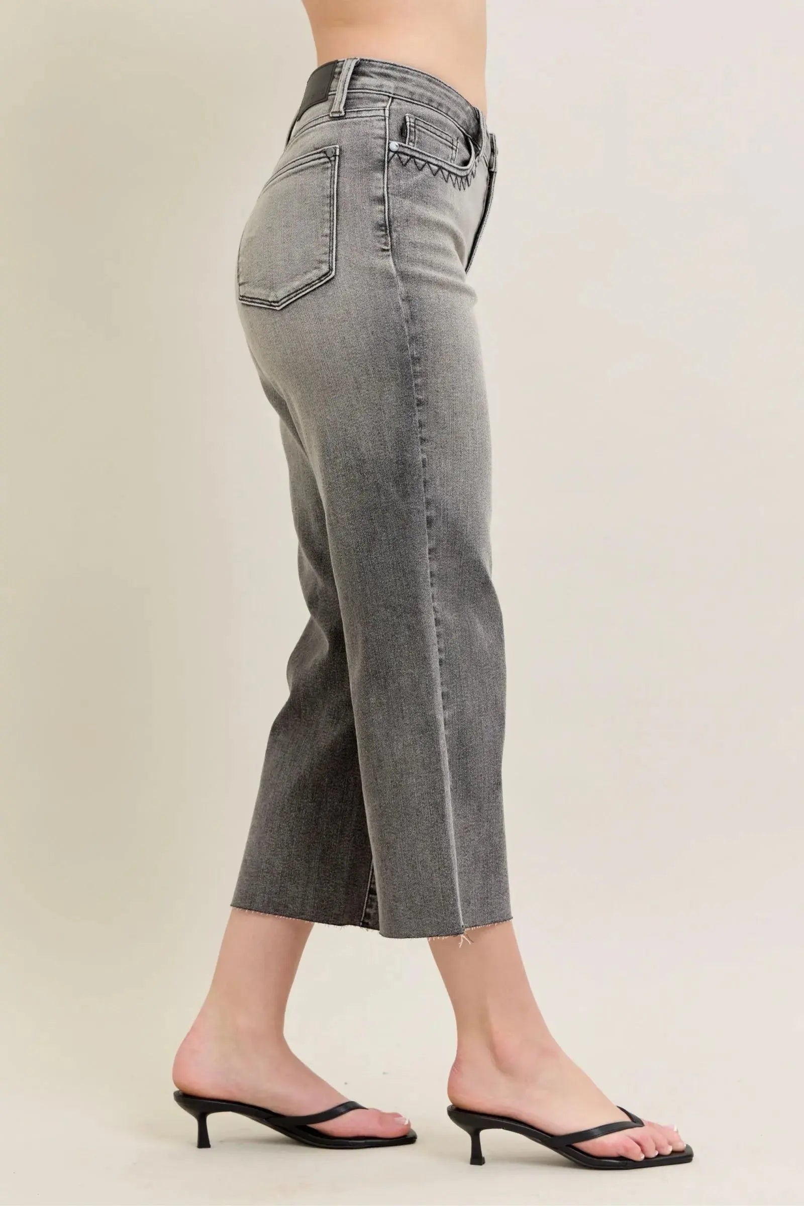 Judy Blue Full Size Wide Leg Capris Jeans Plus Size - Sleekdenim.com