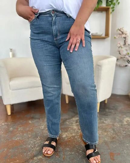 Judy Blue High Waist Straight Jeans 8602 - Sleekdenim.com