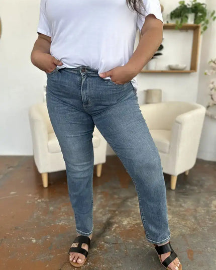 Judy Blue High Waist Straight Jeans 8602 - Sleekdenim.com