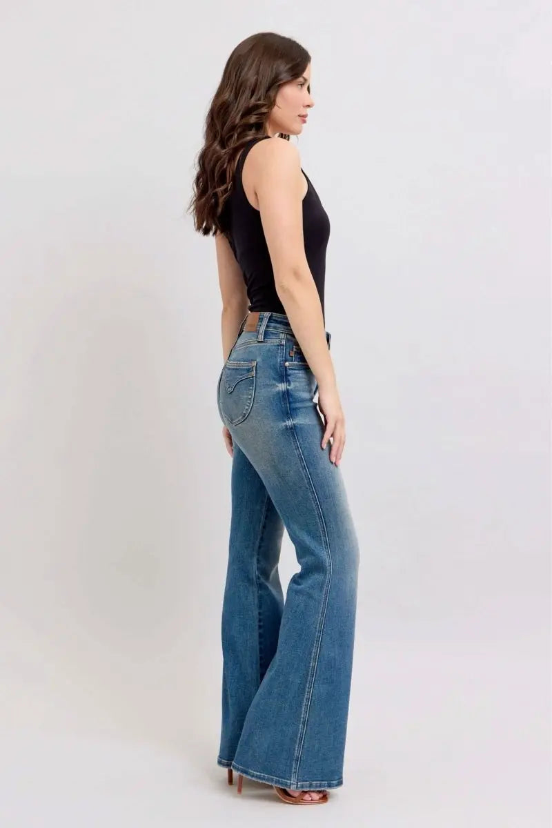 Judy Blue MR Tummy Control Vintage Wash Jeans - Sleekdenim.com