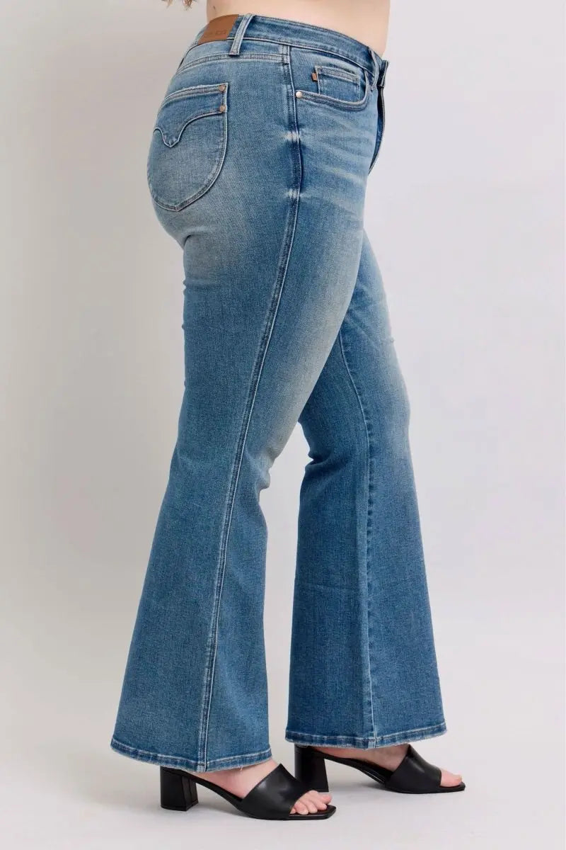 Judy Blue MR Tummy Control Vintage Wash Jeans - Sleekdenim.com