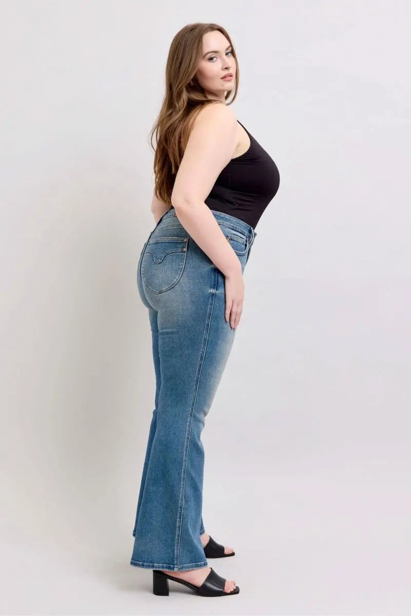 Judy Blue MR Tummy Control Vintage Wash Jeans - Sleekdenim.com