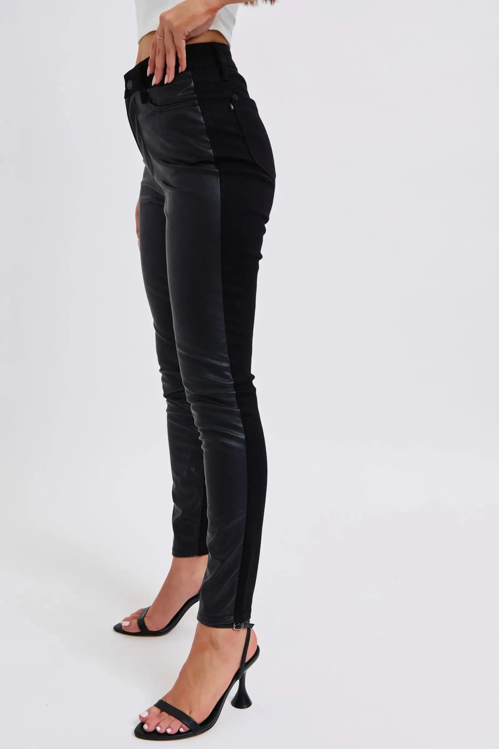 Judy Blue Plus Size HW Faux Leather Skinny Pants - Sleekdenim.com