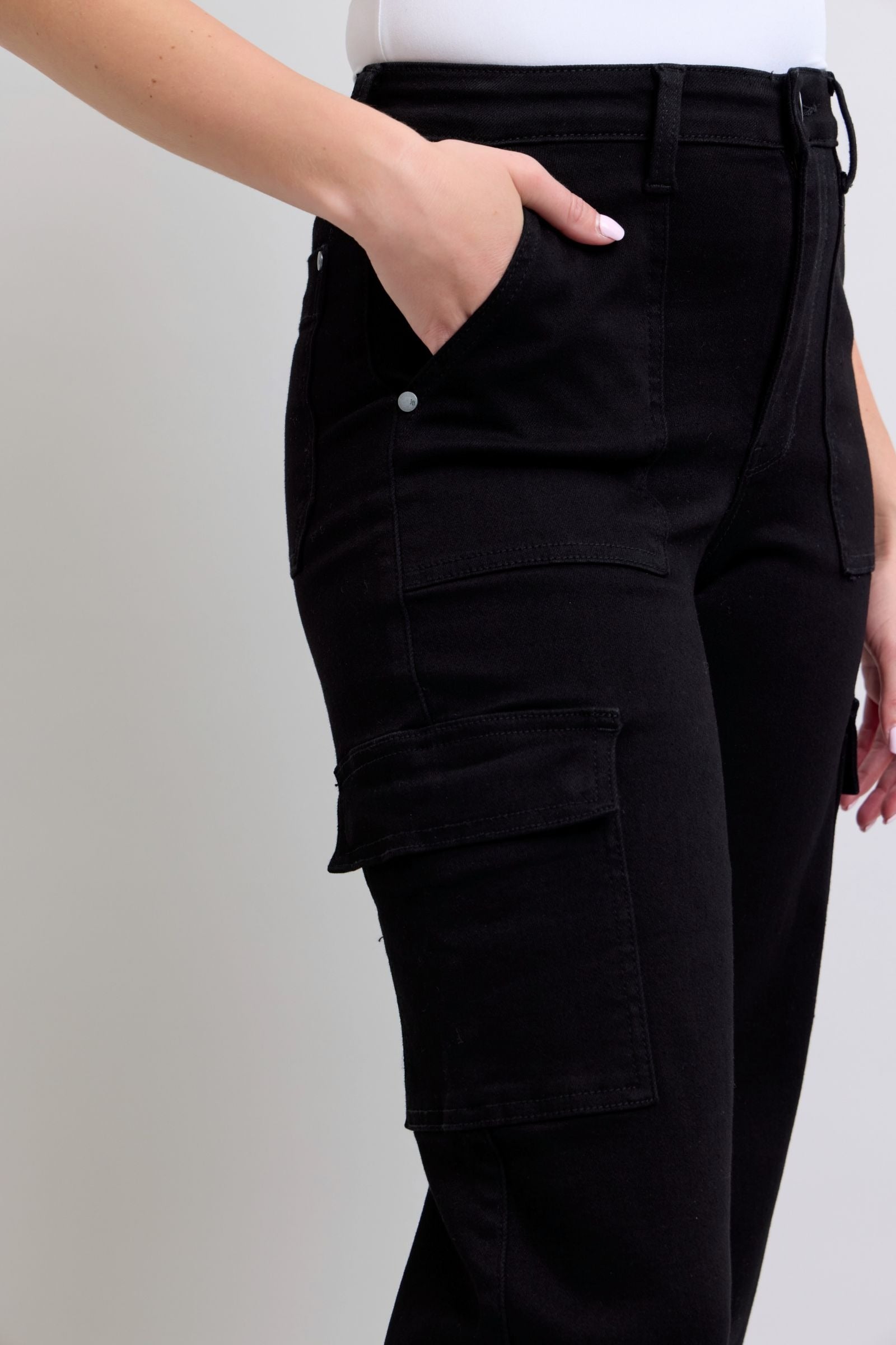Judy Blue High Waist Cargo Wide Leg Black Denim Jeans 88886 - Sleekdenim.com