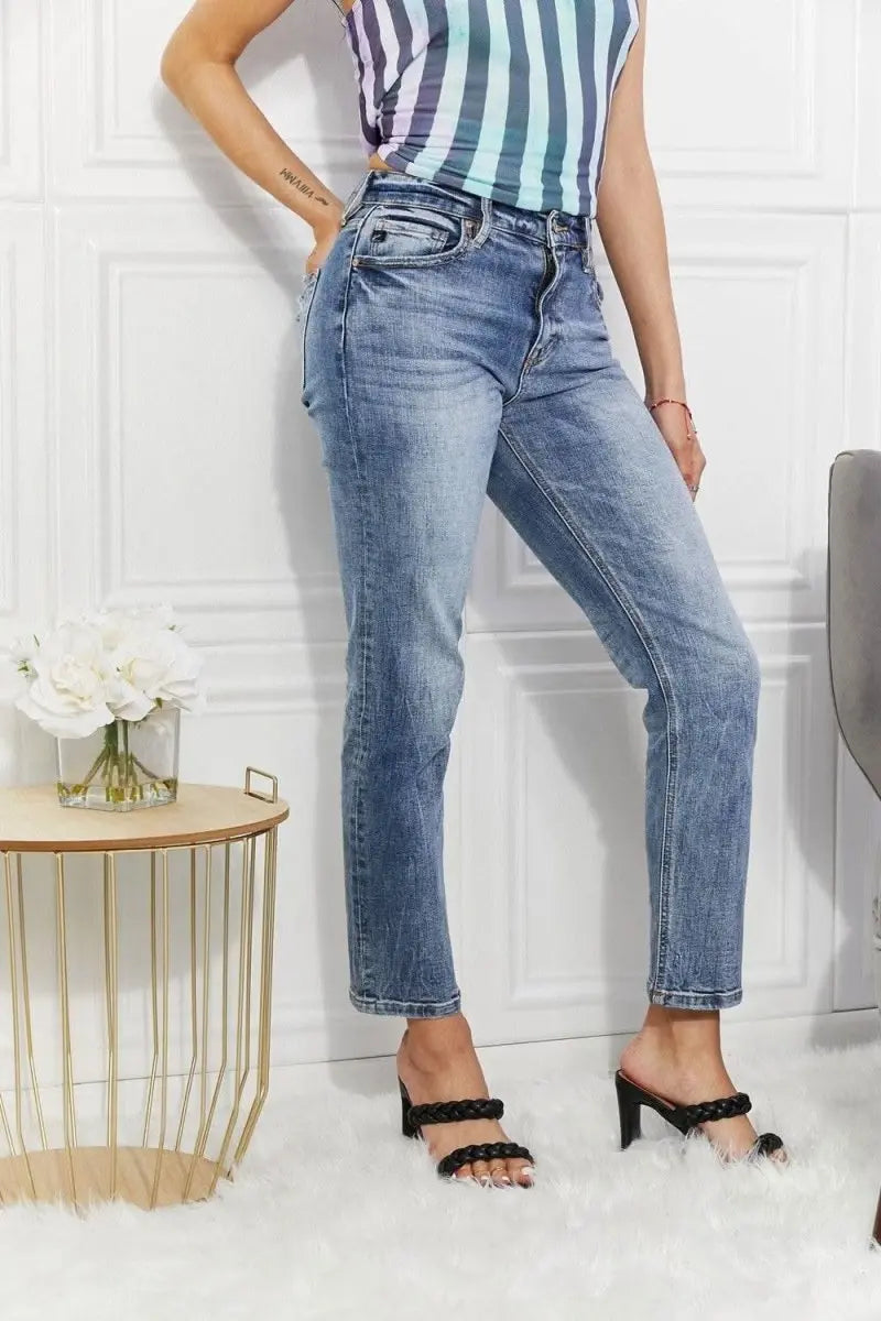 Kancan Full Size Amara High Rise Slim Straight Jeans - Sleekdenim.com