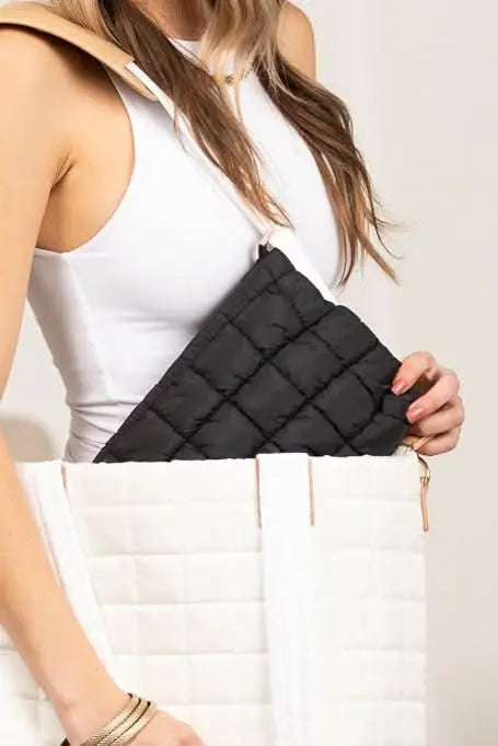 Lainey Quilted Puffer Clutch - Sleekdenim.com