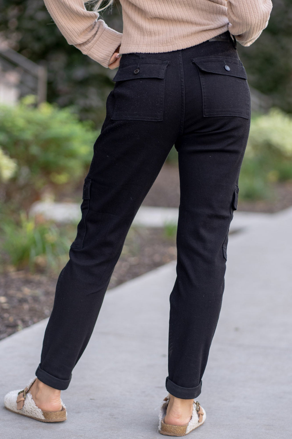 Judy Blue High Waist Cargo Cuff Black Jogger Denim Jeans 88910– sleekdenim.com | Sleekdenim.com