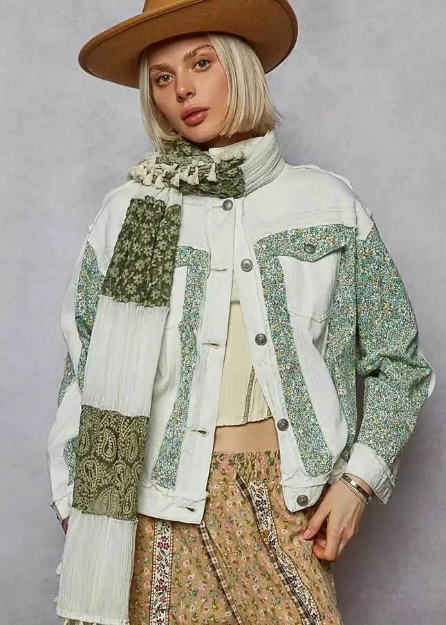 POL Button Down Patchwork Denim Jacket with Floral Print Details - Sleekdenim.com