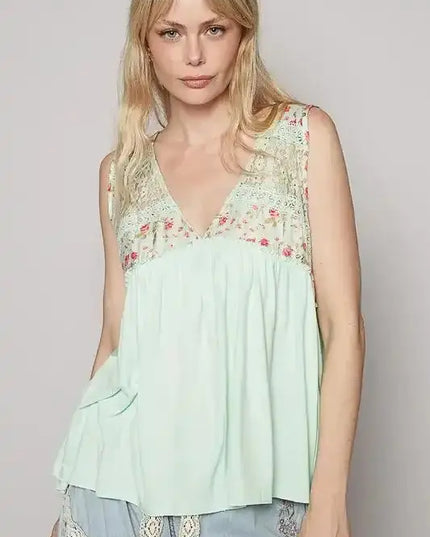 POL Lace Detail Frill Floral V-Neck Sleeveless Top - Sleekdenim.com