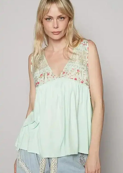 POL Lace Detail Frill Floral V-Neck Sleeveless Top - Sleekdenim.com