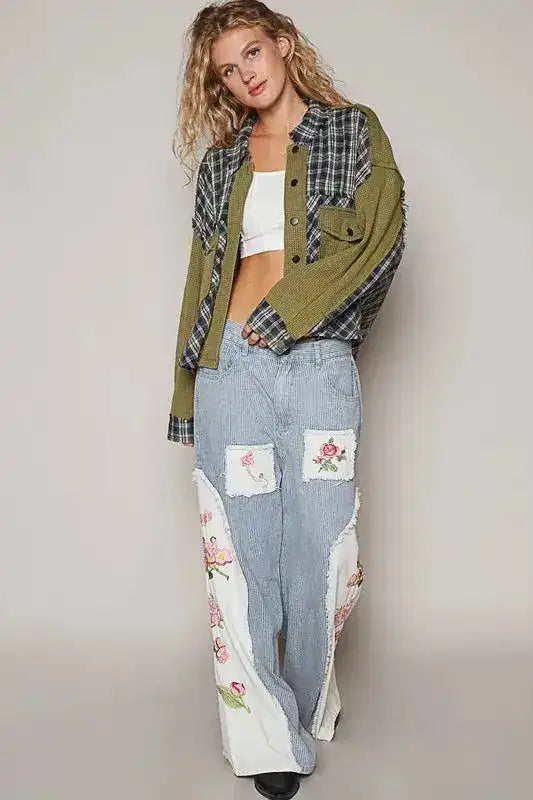 POL Plaid Button Down Shirt with Chest Pockets - Sleekdenim.com