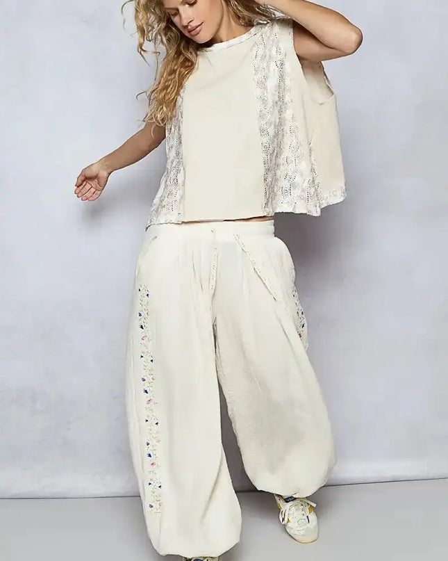 POL Round Neck Sleeveless Top with Floral Contrast - Sleekdenim.com