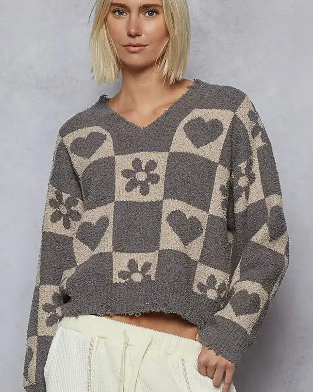 POL V-Neck Heart Pattern Checkered Sweater - Sleekdenim.com