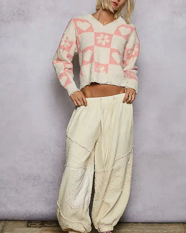 POL V-Neck Heart Pattern Checkered Sweater - Sleekdenim.com