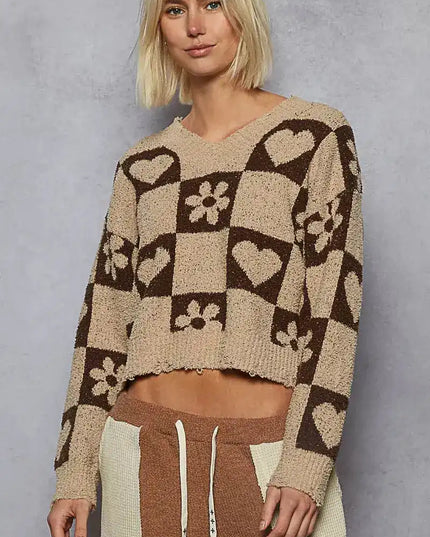 POL V-Neck Heart Pattern Checkered Sweater - Sleekdenim.com
