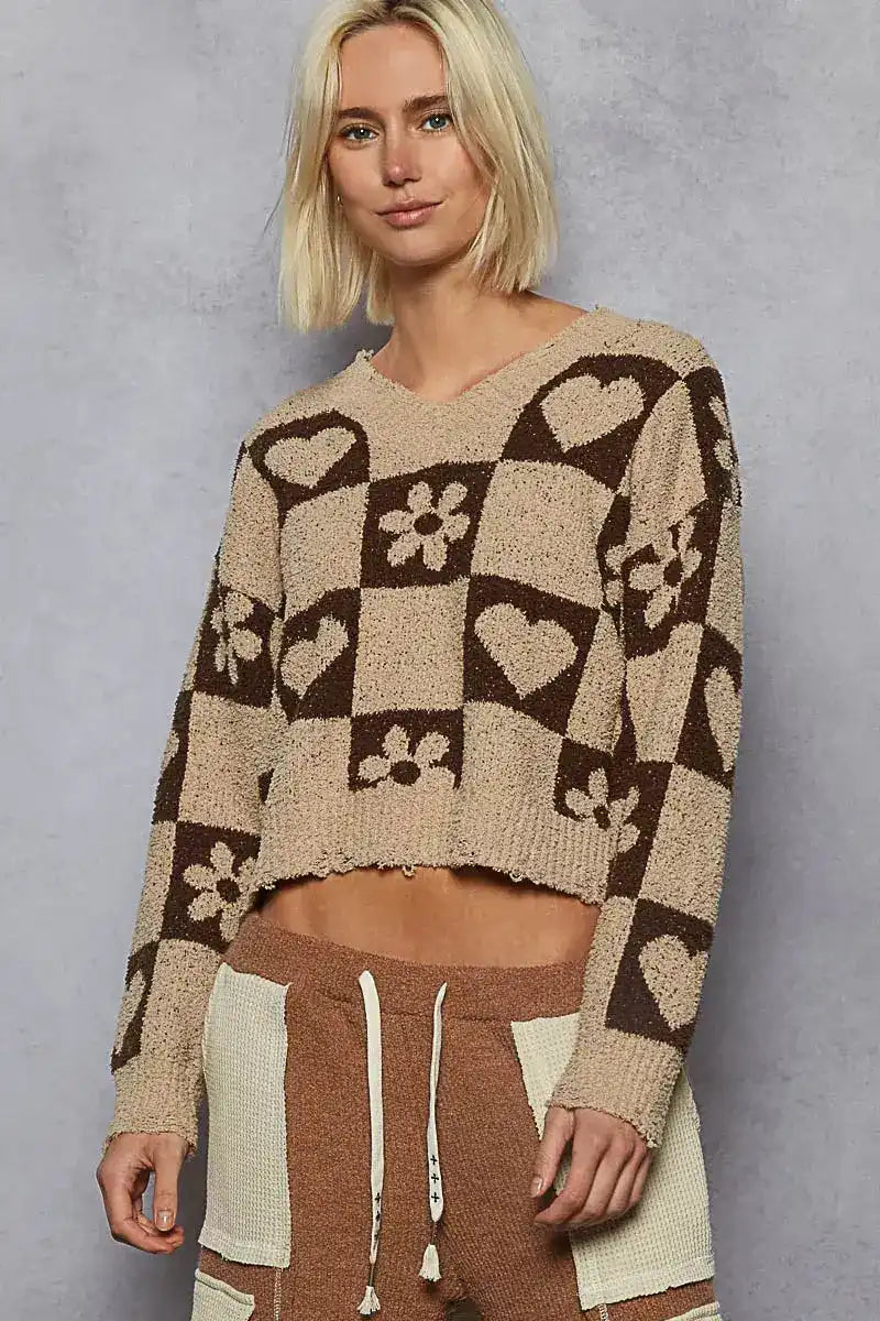 POL V-Neck Heart Pattern Checkered Sweater - Sleekdenim.com