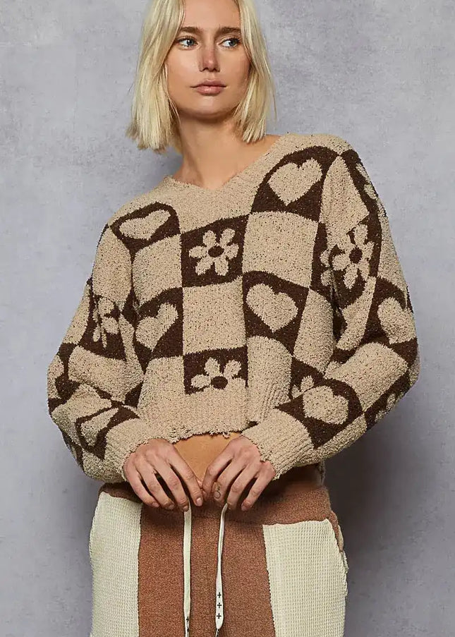 POL V-Neck Heart Pattern Checkered Sweater - Sleekdenim.com