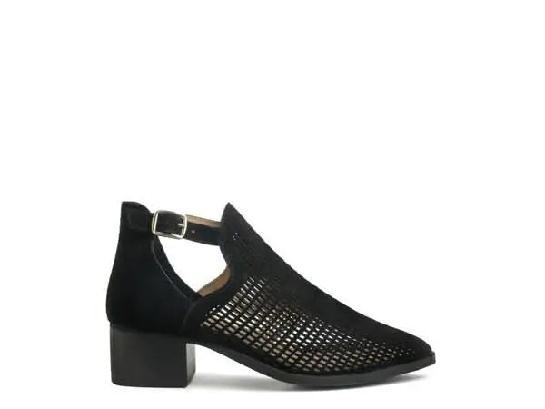 ROSALYN BLOCK HEELED CUT - OUT SANDAL - Sleekdenim.com