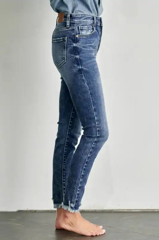 Artemis Vintage AT1068SKM HIGH RISE BUTTON SKINNY - Sleekdenim.com