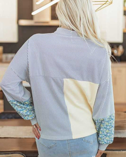 Syllena Collared Boxy Fit Sweatshirt - Sleekdenim.com