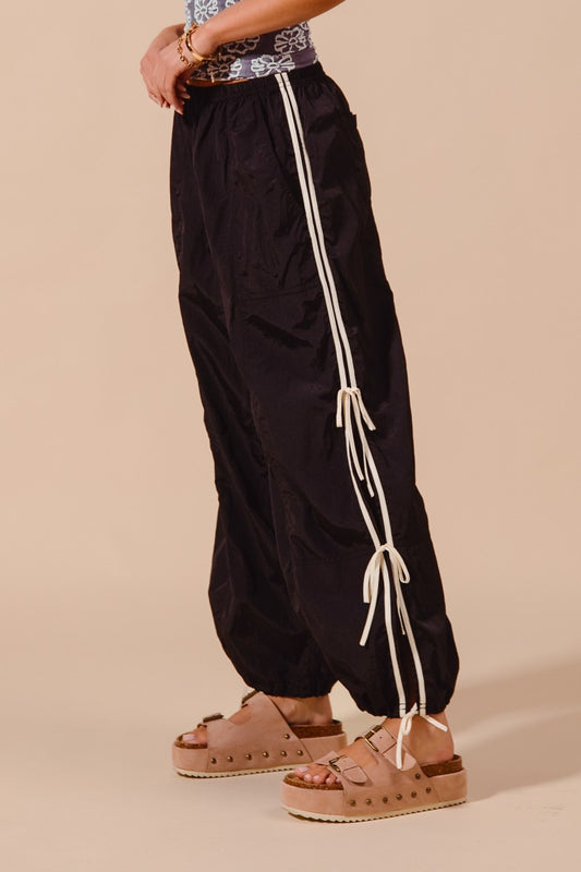 ad6b224b404945ecab484765d7fef642-Max