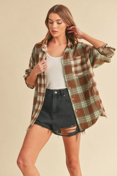 Aemi + Co Frayed Hem Plaid Button Up Flannel Shirt - Sleekdenim.com