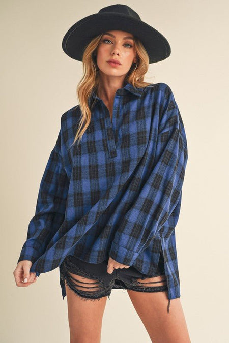 Aemi + Co Side Slit High - Low Plaid Long Sleeve Polo Shirt - Sleekdenim.com