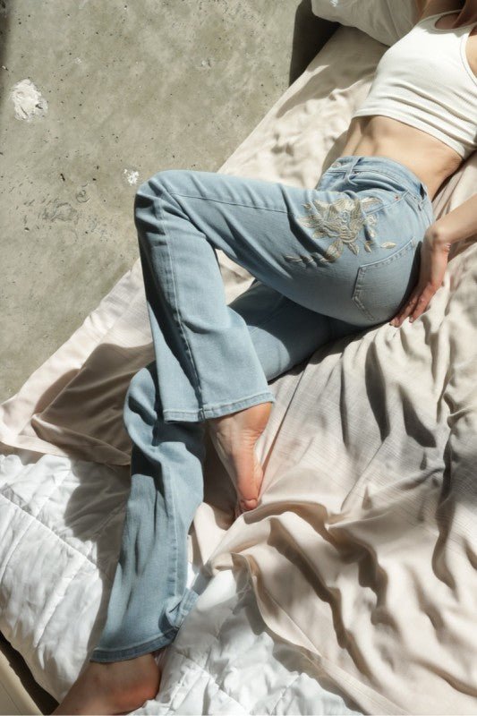 Artemis Vintage HIGH RISE EMBROIDERED MODERN BOOTCUT JEANS - Sleekdenim.com