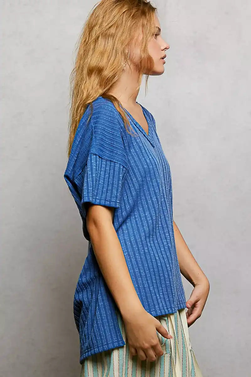 POL Ribbed Knit V-Neck Short Sleeve T-Shirt with Side Slit - Sleekdenim.com