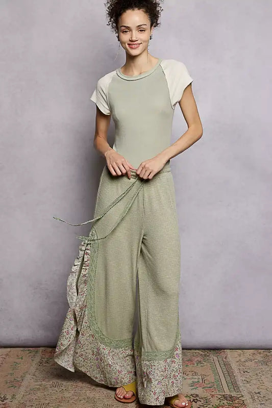 POL Round Neck Outseam Detail T-Shirt with Contrast Color Sleeves - Sleekdenim.com