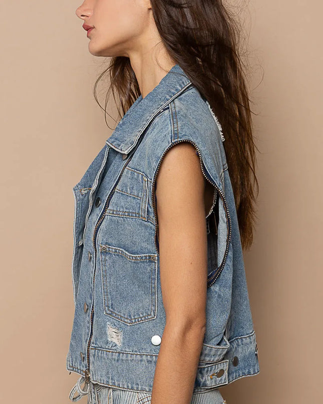 POL Cropped Denim Jacket with Functional Zipper Detail - Sleekdenim.com