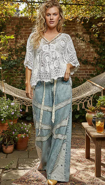 POL V-Neck Crochet Top with Scalloped Hem - Sleekdenim.com