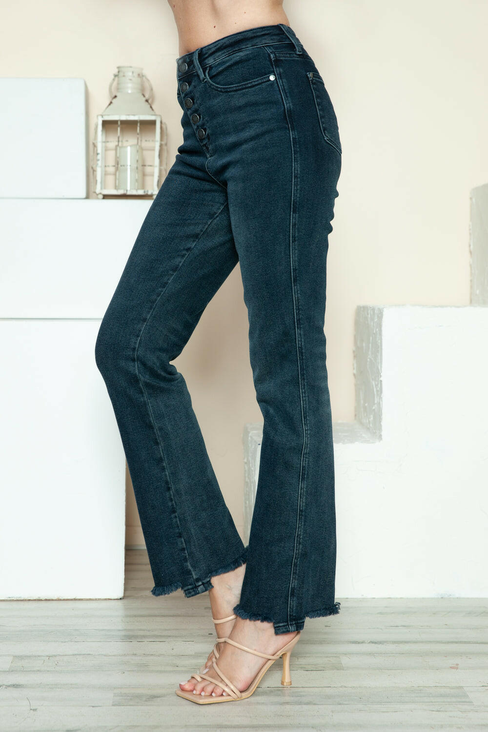 Judy Blue Full Size Button Fly Hem Destroy Straight Jeans | Sleekdenim.com