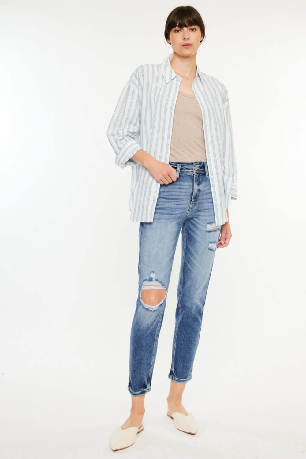 Kancan High Rise Distressed Mom Jeans | SLEEKDENIM.COM