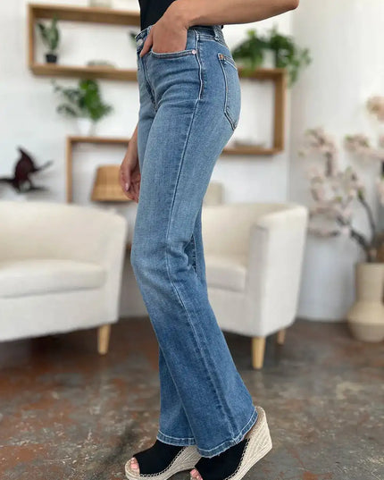 Judy Blue Full Size Mid-Rise Waist Straight Jeans - Sleekdenim.com