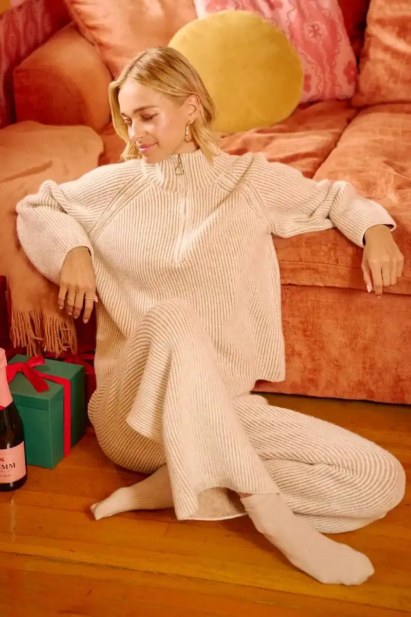 BiBi Two Tone Rib Texured Knit Collared Top with Zip Up - Sleekdenim.com